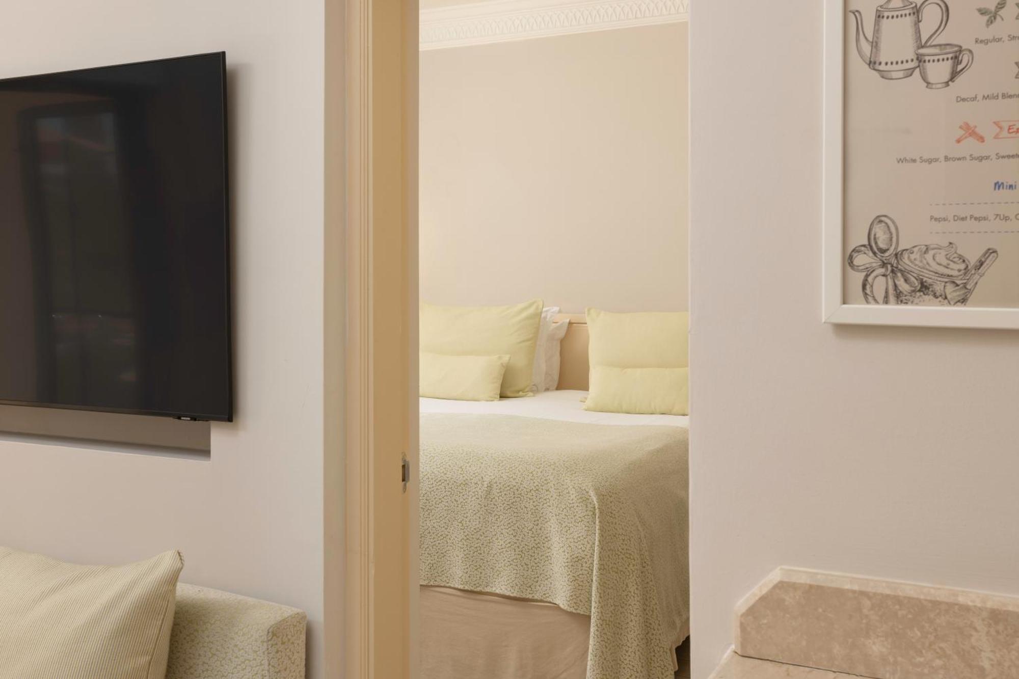One Bedroom Suite Golf & Sea View